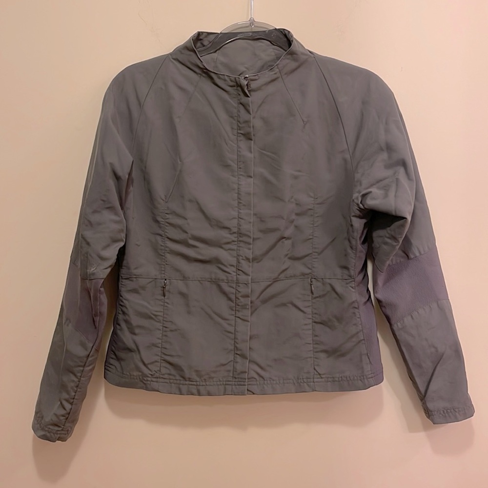 Reebok jacket size M